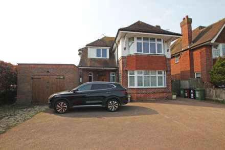 Kings Drive, Eastbourne, BN21 2UP, Image 41