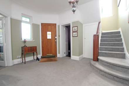 Kings Drive, Eastbourne, BN21 2UP, Image 5