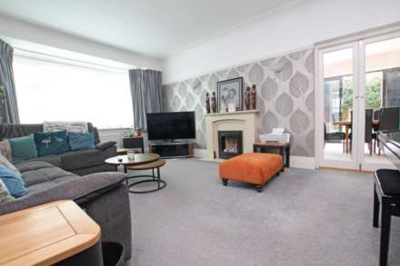 Kings Drive, Eastbourne, BN21 2UP, Image 6