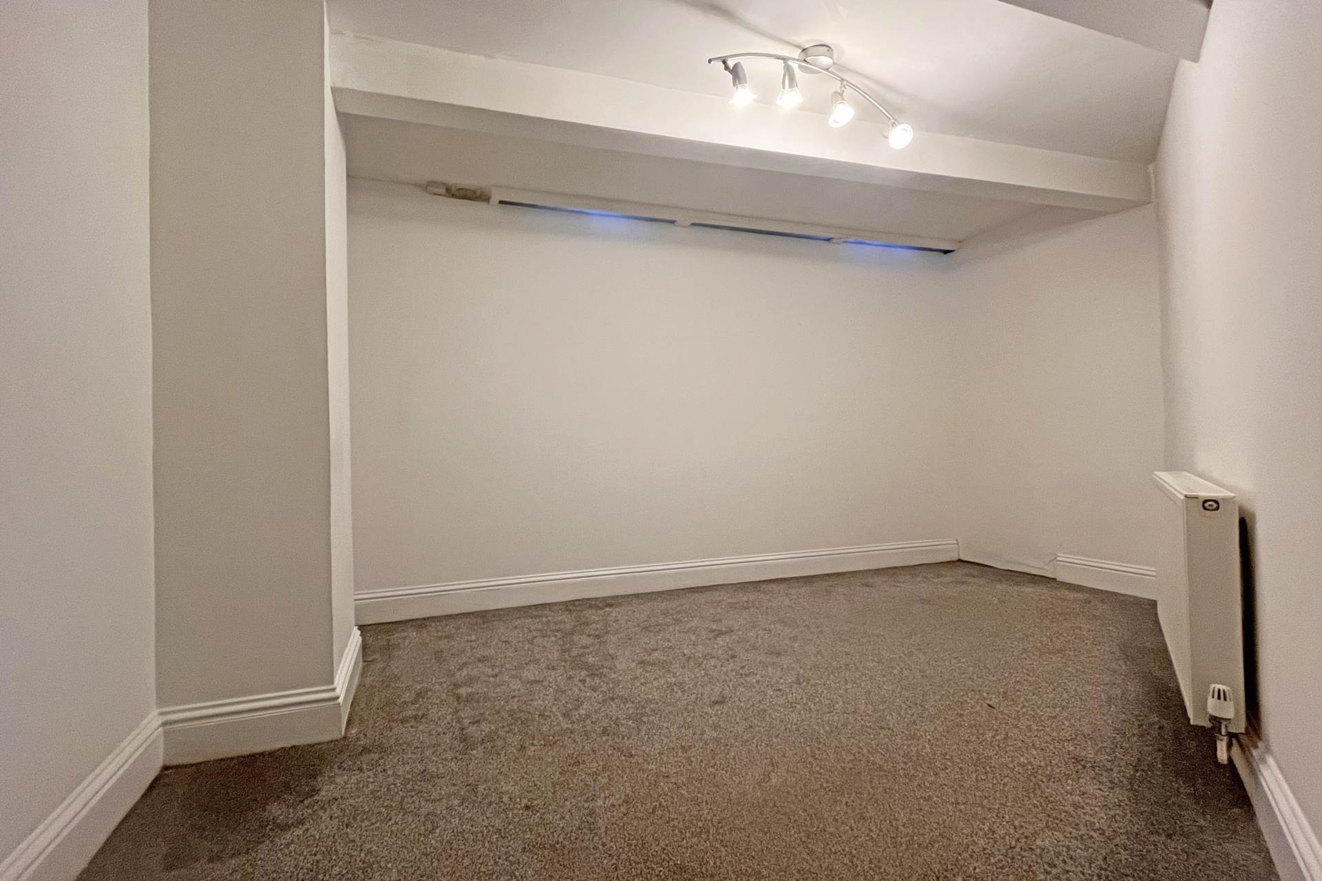 Upper Avenue, Eastbourne, BN21 3XH, Image 6