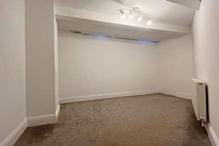Upper Avenue, Eastbourne, BN21 3XH, Image 6