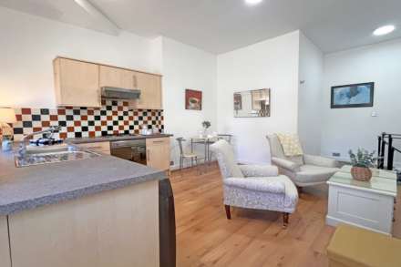 Upper Avenue, Eastbourne, BN21 3XH, Image 9