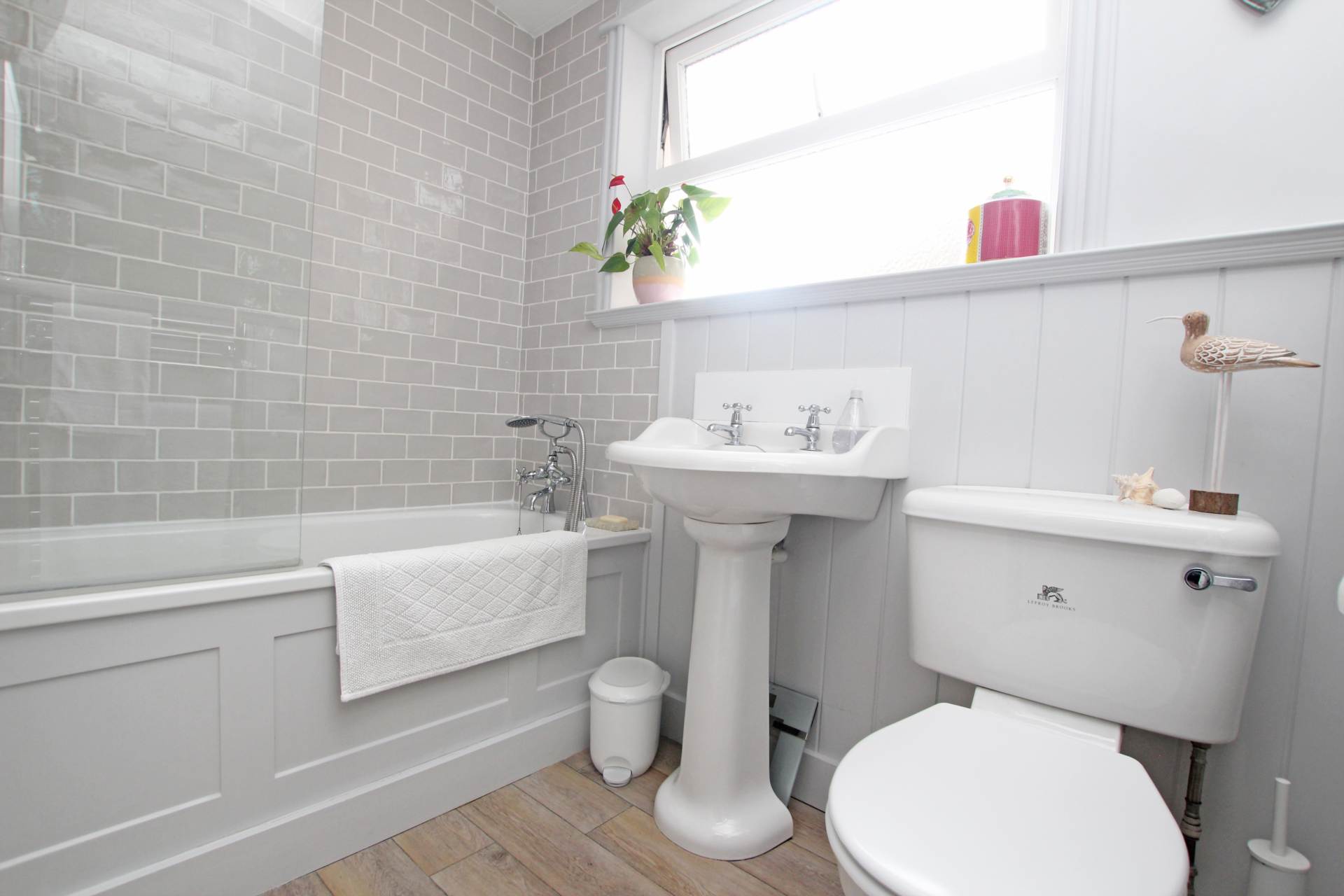 Hurst Road, Eastbourne, BN21 2PW, Image 9