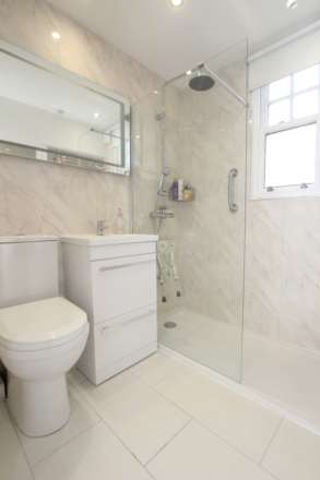 Denton Road, Eastbourne, BN20 7ST, Image 10