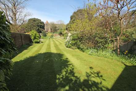 Denton Road, Eastbourne, BN20 7ST, Image 18