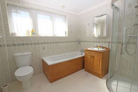 Dene Drive, Eastbourne, BN22 0ET, Image 9