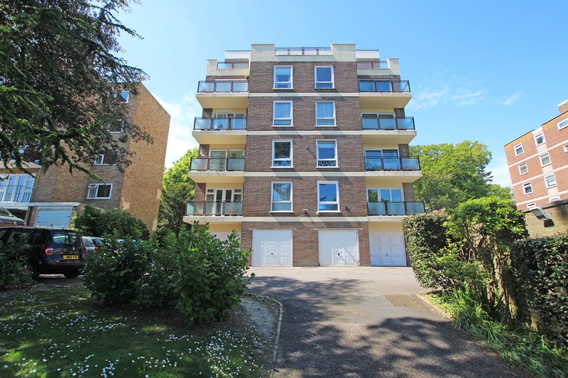Arundel Road, Eastbourne, BN21 2EN, Image 1