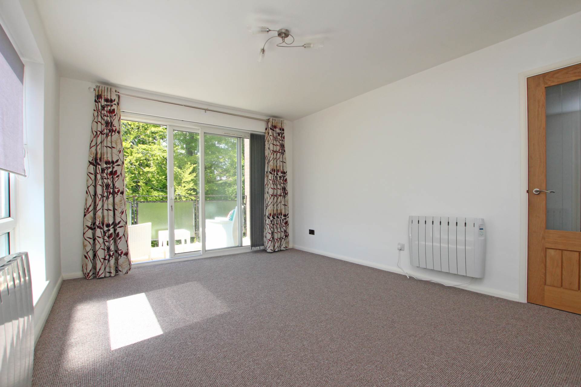 Arundel Road, Eastbourne, BN21 2EN, Image 2