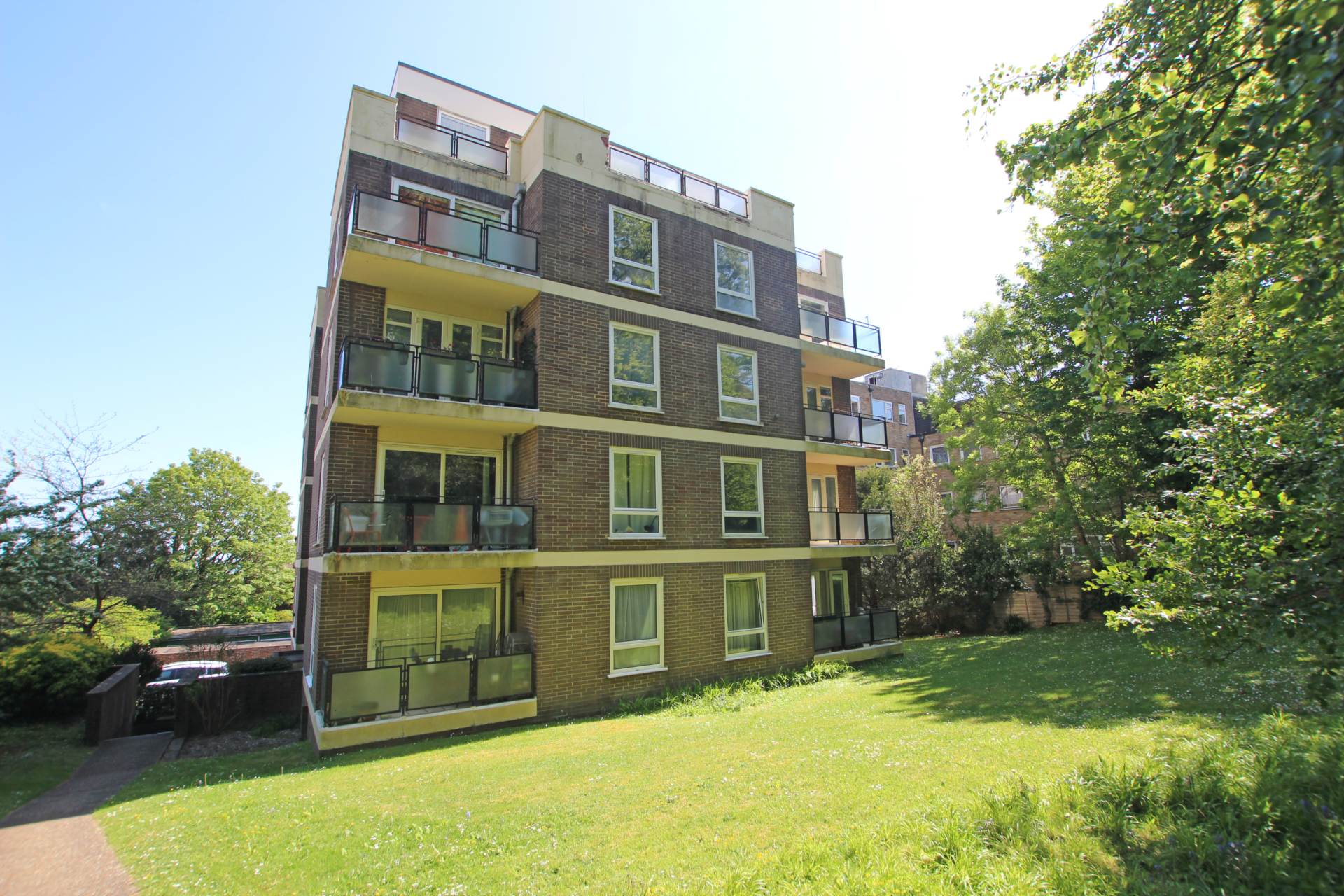 Arundel Road, Eastbourne, BN21 2EN, Image 3