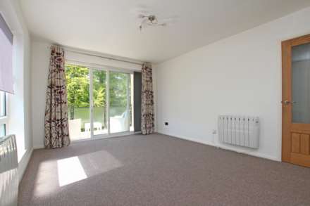 Arundel Road, Eastbourne, BN21 2EN, Image 2