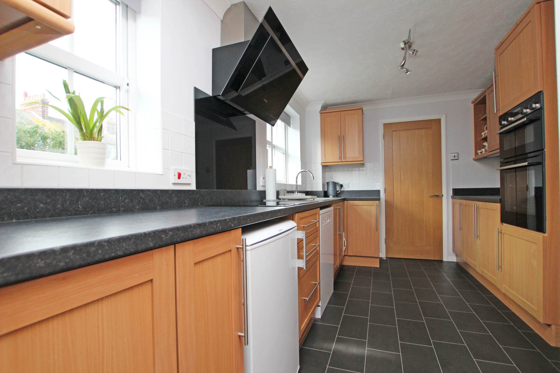 Letheren Place, Eastbourne, BN21 1HL, Image 15