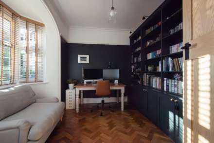 Kings Drive, Eastbourne, BN21 2YA, Image 13