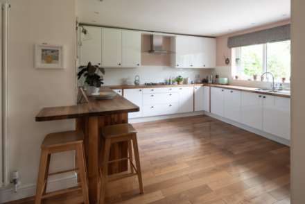 Kings Drive, Eastbourne, BN21 2YA, Image 14