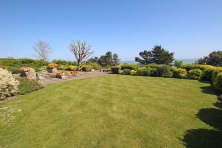 South Cliff Tower, Eastbourne, BN20 7JN, Image 15