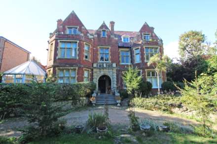 Carlisle Road, Eastbourne, BN20 7TD