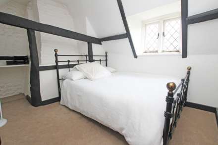 High Street, Pevensey, BN24 5LE, Image 17