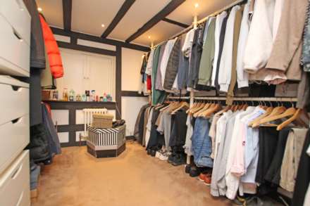 High Street, Pevensey, BN24 5LE, Image 18