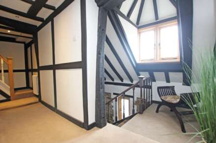 High Street, Pevensey, BN24 5LE, Image 19