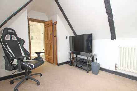 High Street, Pevensey, BN24 5LE, Image 22