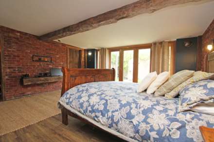 High Street, Pevensey, BN24 5LE, Image 26