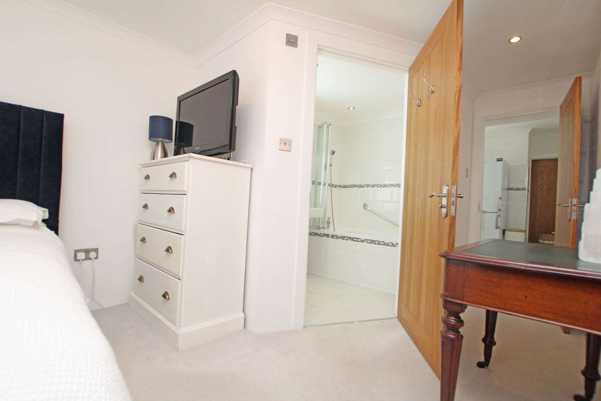 Kings Drive, Eastbourne, BN21 2YA, Image 19