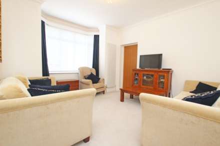 Kings Drive, Eastbourne, BN21 2YA, Image 18