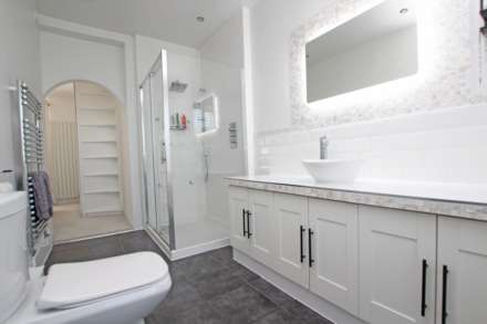 Kings Drive, Eastbourne, BN21 2YA, Image 25