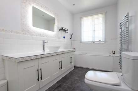 Kings Drive, Eastbourne, BN21 2YA, Image 26