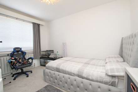 Kings Drive, Eastbourne, BN21 2YA, Image 28