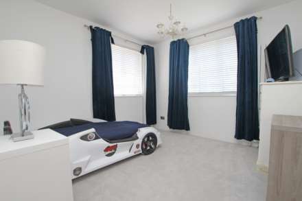 Kings Drive, Eastbourne, BN21 2YA, Image 31