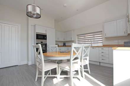 Saffrons Road, Eastbourne, BN21 1DU, Image 17