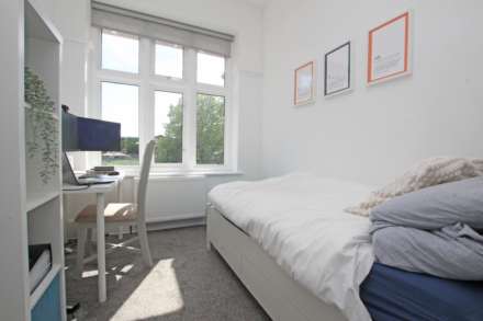 Saffrons Road, Eastbourne, BN21 1DU, Image 22