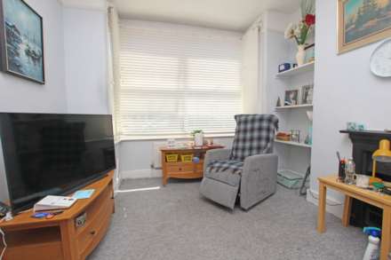 Winchcombe Road, Eastbourne, BN22 8DE, Image 13