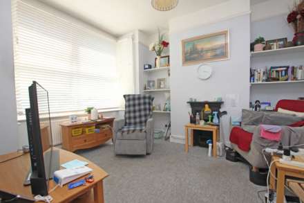 Winchcombe Road, Eastbourne, BN22 8DE, Image 2