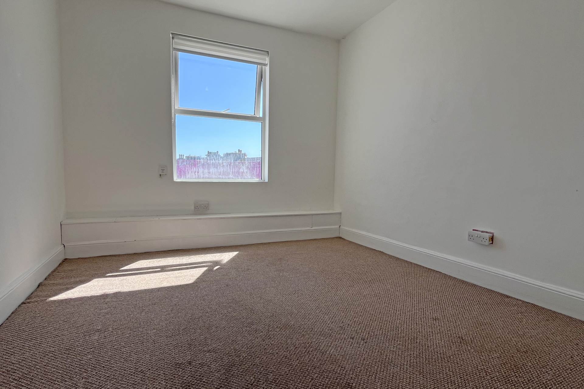 Terminus Road, Eastbourne, BN21 3LX, Image 7