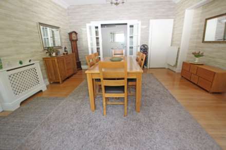 Edensor Road, Eastbourne, BN20 7XR, Image 14
