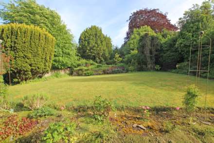 Edensor Road, Eastbourne, BN20 7XR, Image 9