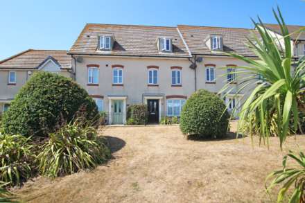 Groombridge Walk, Eastbourne, BN22 7FB