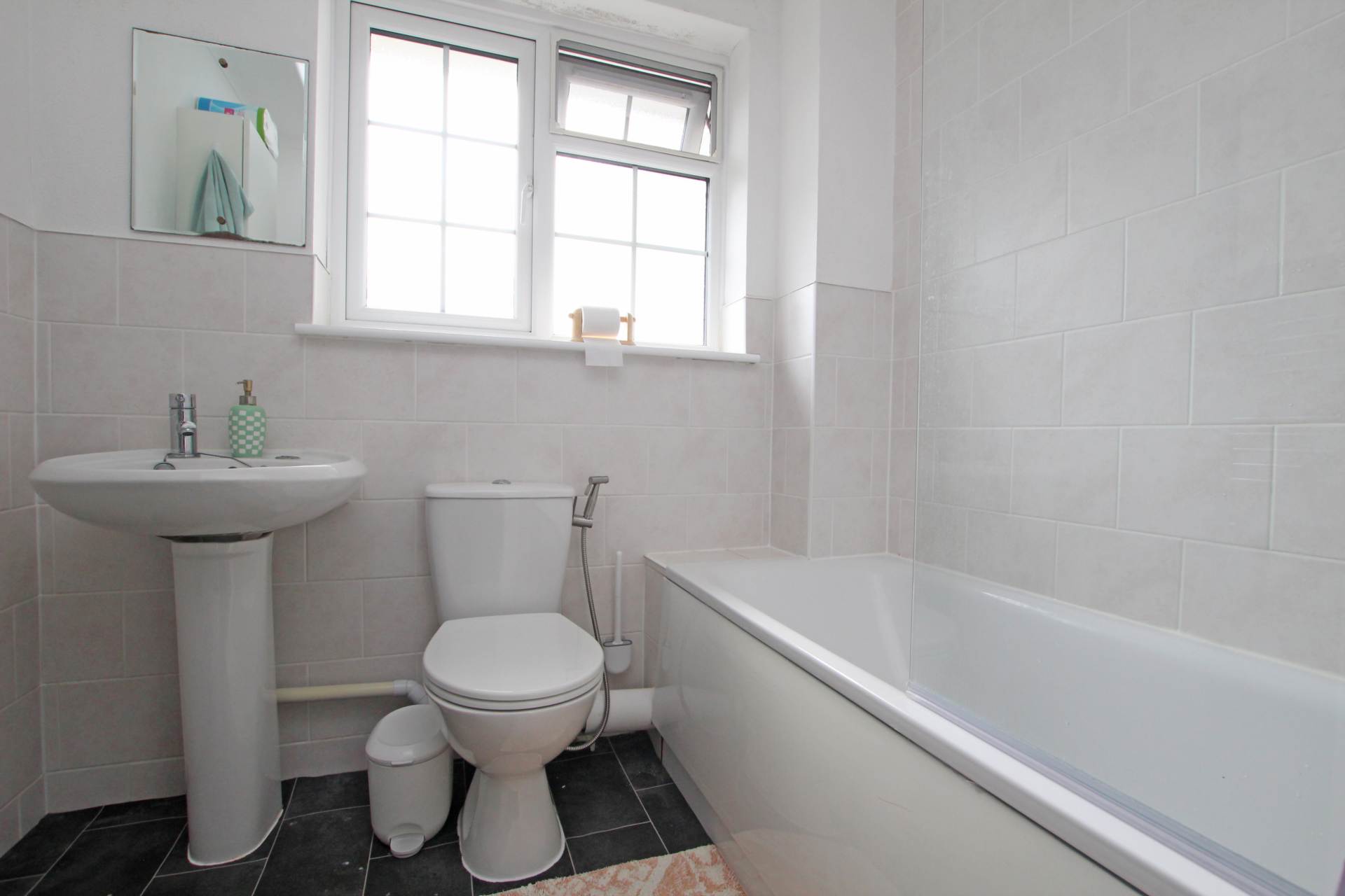 Roborough Close, Eastbourne, BN21 3XS, Image 14