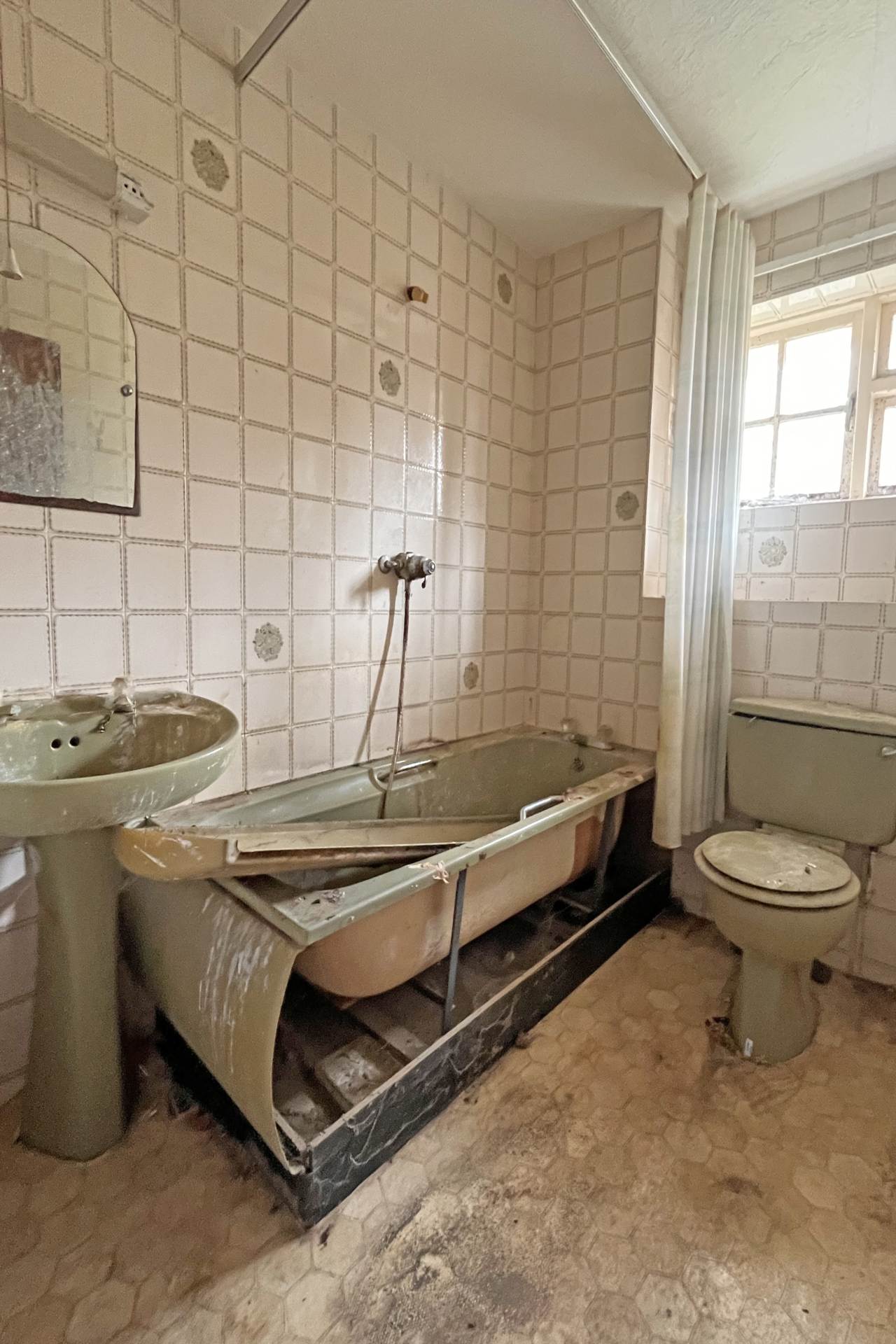 St Gregory Close, Eastbourne, BN20 7JL, Image 10
