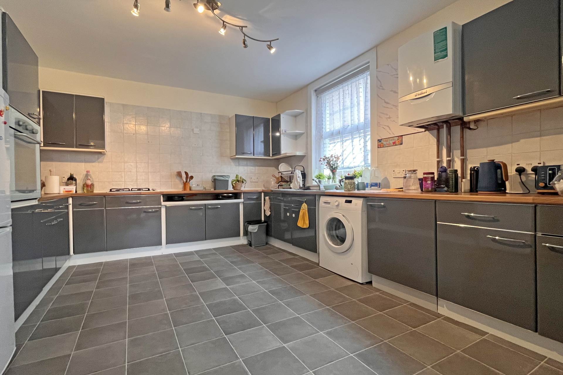 Hartfield Road, Eastbourne, BN21 2AR, Image 2