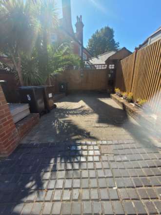 Dalton Road, Eastbourne, BN20 7NP, Image 13