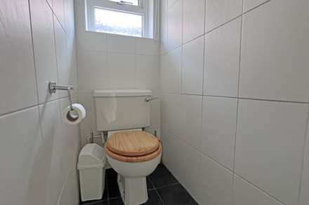 Moy Avenue, Eastbourne, BN22 8UQ, Image 11