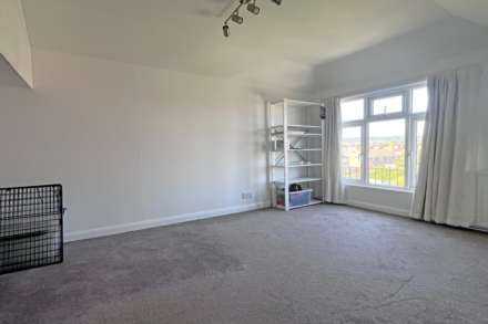 Moy Avenue, Eastbourne, BN22 8UQ, Image 12