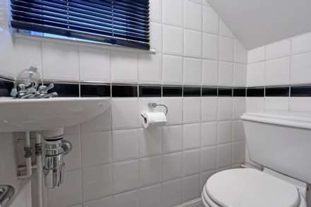 Moy Avenue, Eastbourne, BN22 8UQ, Image 6