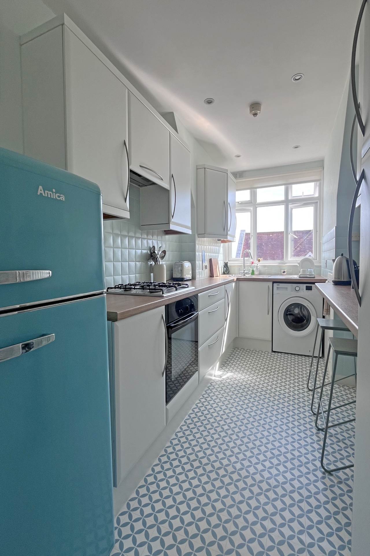 St Johns Road, Eastbourne, BN20 7JA, Image 10