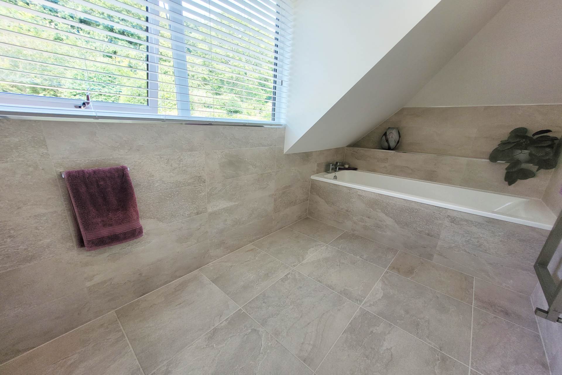 Lincoln Close, Eastbourne, BN20 7TZ, Image 20