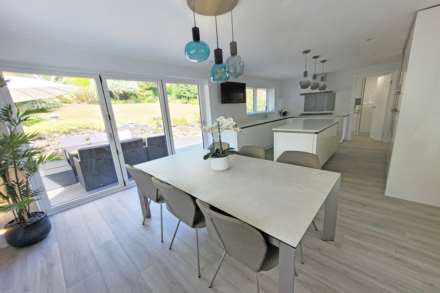 Lincoln Close, Eastbourne, BN20 7TZ, Image 13