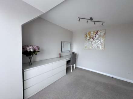 Lincoln Close, Eastbourne, BN20 7TZ, Image 27