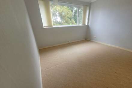 Burton Road, Eastbourne, BN21 2RE, Image 6